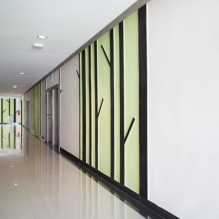 בנגקוק Leenova Place מראה חיצוני תמונה